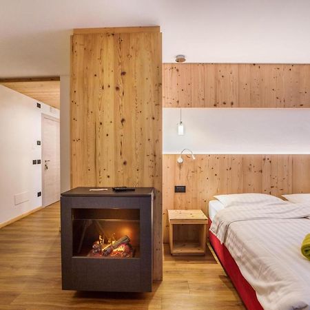 קאמפיטלו די פאסה Chalet Osmar Suite 1 מראה חיצוני תמונה