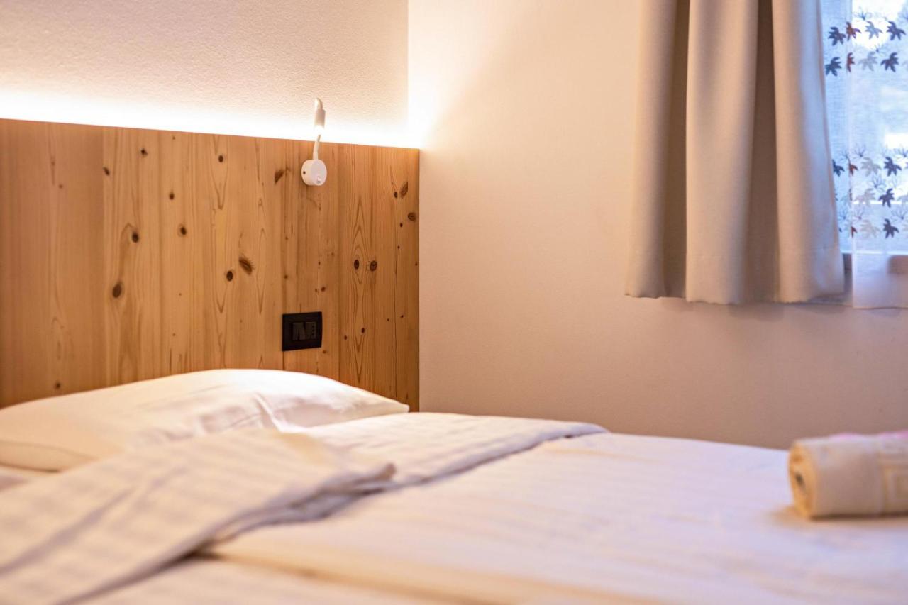 קאמפיטלו די פאסה Chalet Osmar Suite 1 מראה חיצוני תמונה