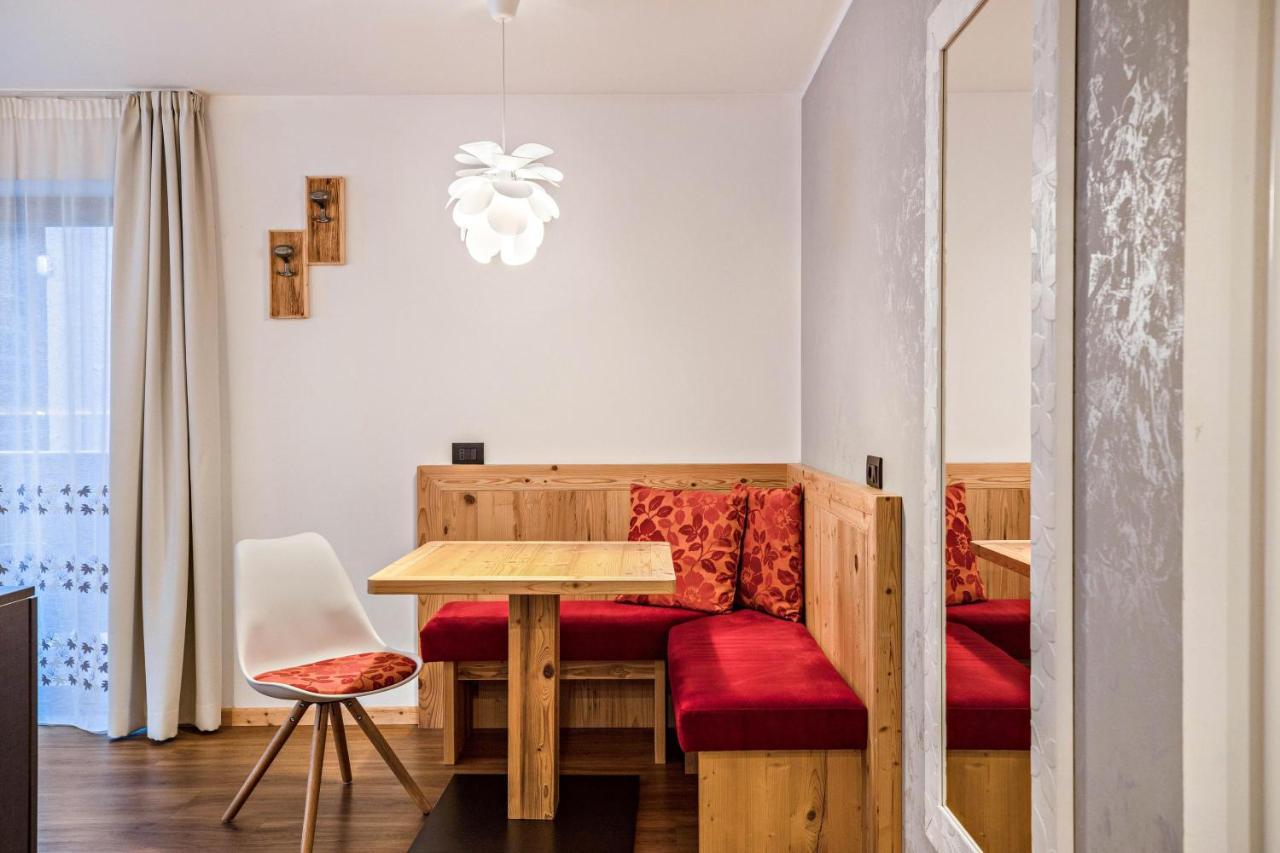 קאמפיטלו די פאסה Chalet Osmar Suite 1 מראה חיצוני תמונה