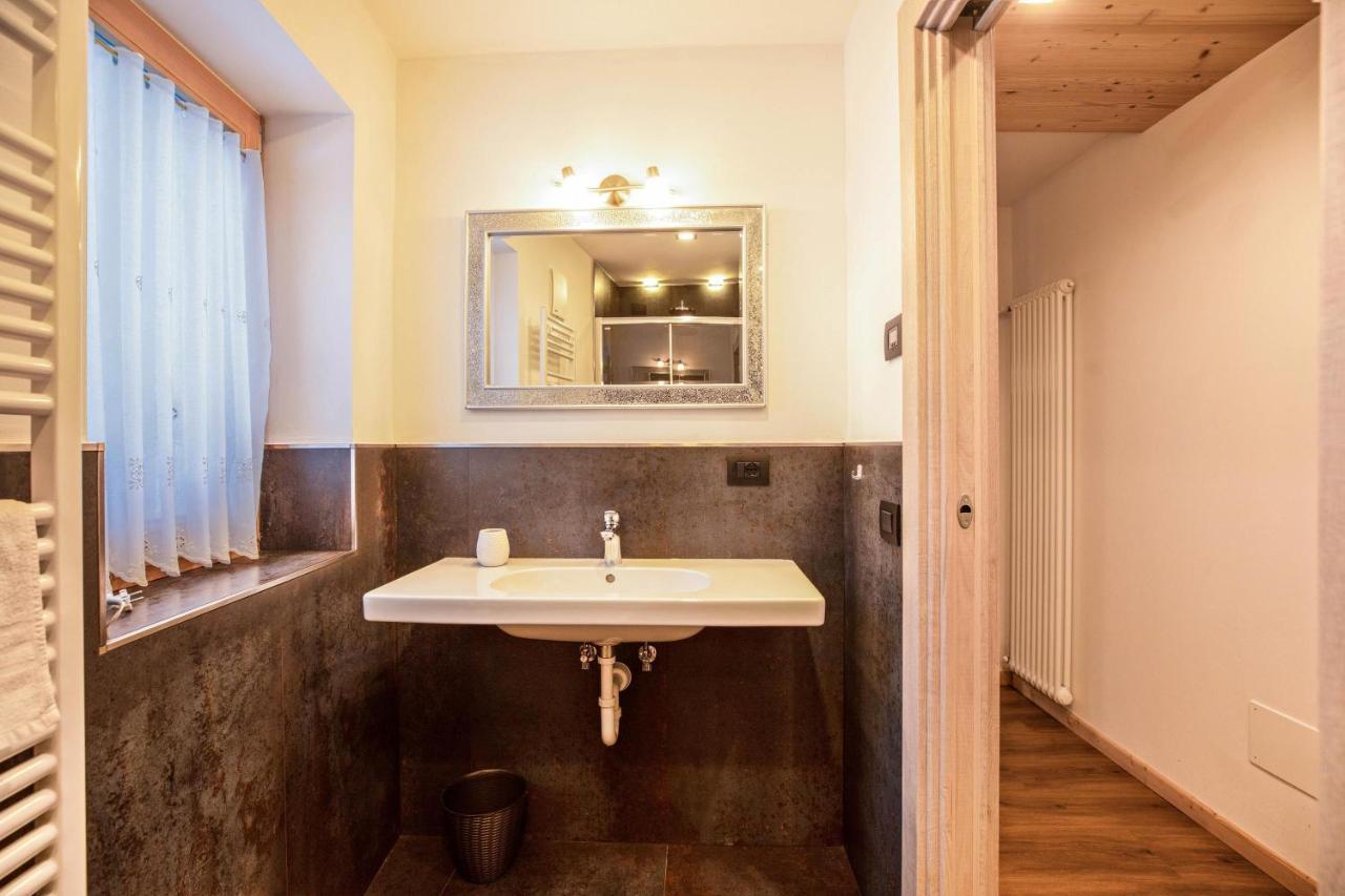 קאמפיטלו די פאסה Chalet Osmar Suite 1 מראה חיצוני תמונה